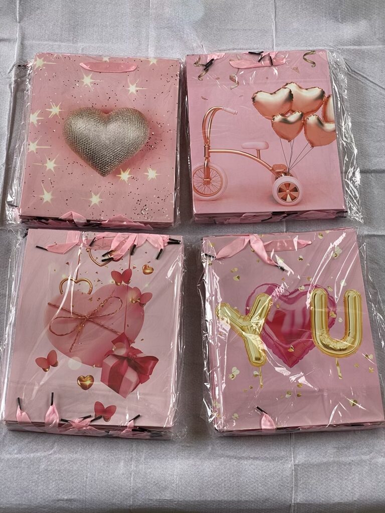 C47 Кесе украсно 12/1 
Мало 280 ден